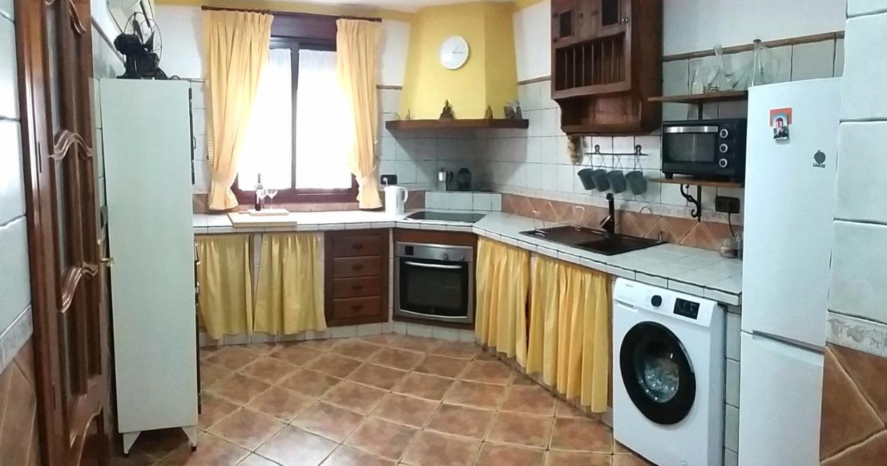 Vistas De Antequera Villa Bagian luar foto